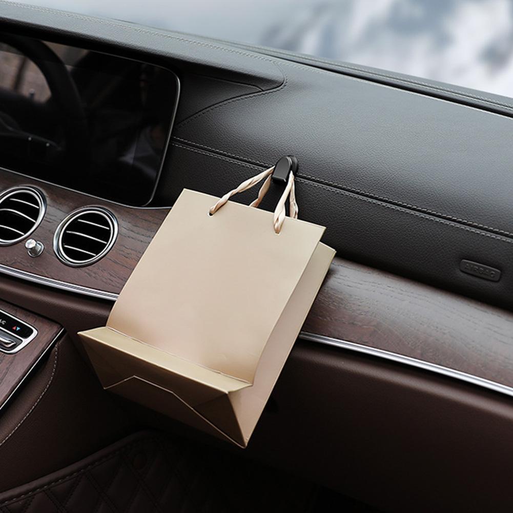 Móc Treo Đồ Mini Tiện Dụng Cho Xe Hơi A8P6