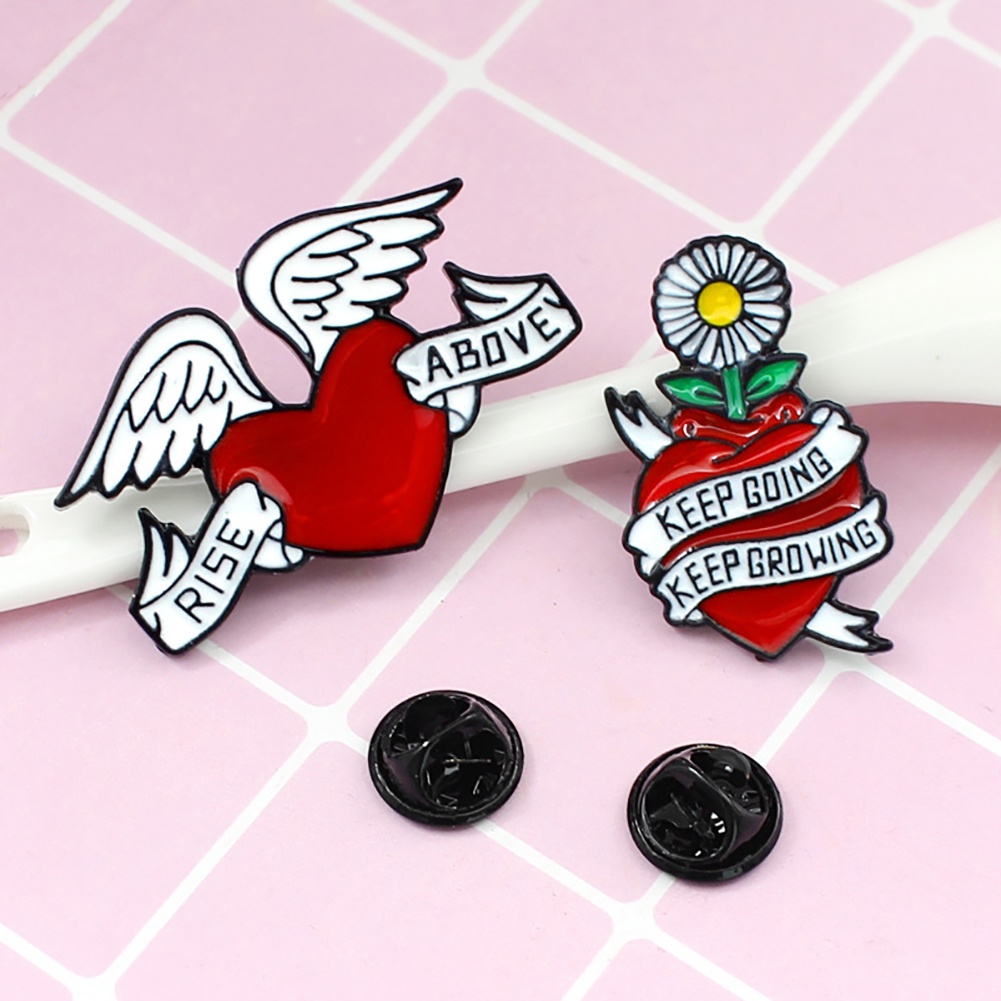 Ghim cài áo hình trái tim xinh xắn dành cho cả nam và nữ