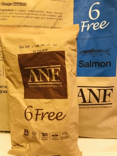 Hạt ANF Organic 6 kg ( bên trong có 15 gói nhỏ )