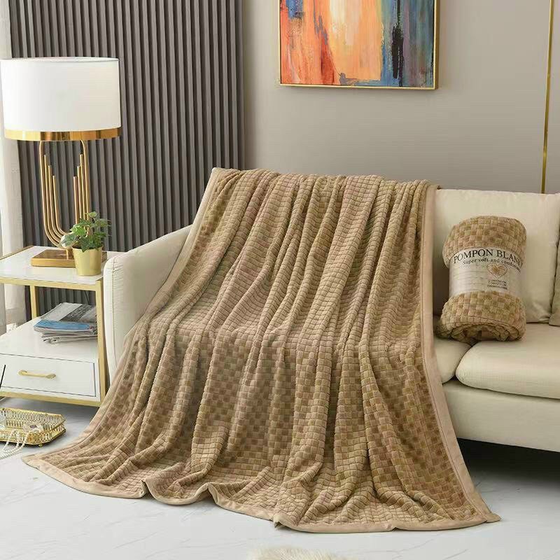 CHĂN LÔNG TUYẾT BLANKET POMPON  MÀU XANH RÊU/ XANH BỘ ĐỘI  KT:2MX2M3 Siêu Mềm Mượt.Dịu Nhẹ Tạo Thoải Mái Cho Giấc Ngủ