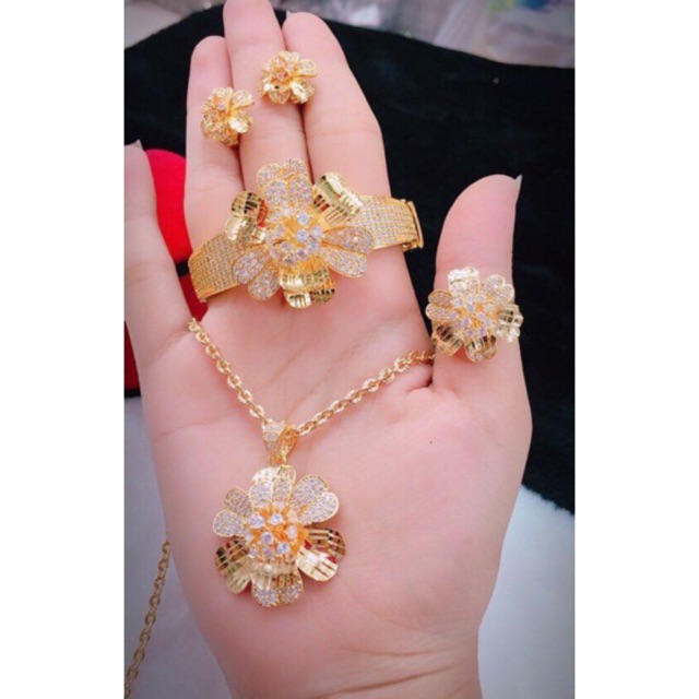 Bộ trang sức nữ hoa mai đồng non dát vàng 18k