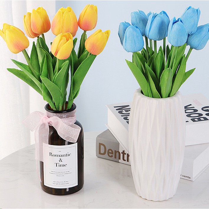 Bó Hoa Tulip Giả Trang Trí Tiệc Cưới