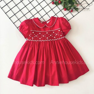 Đầm đỏ cổ sen smocking hoa