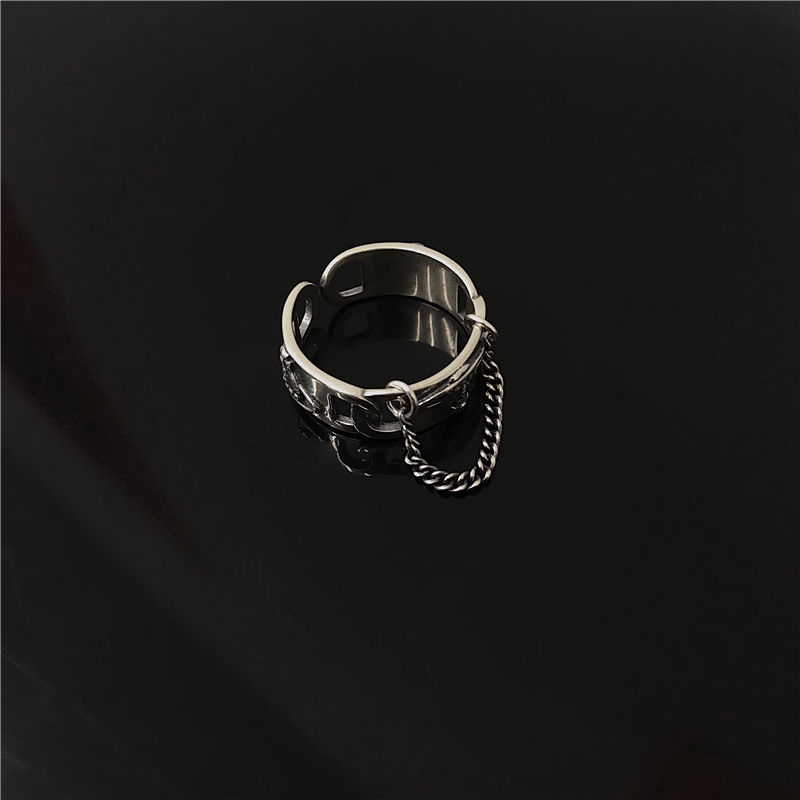 Nhẫn thép titan kiểu dáng thời trang cá tính
