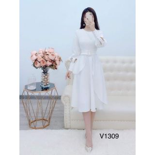 Váy trắng xòe thiết kế
