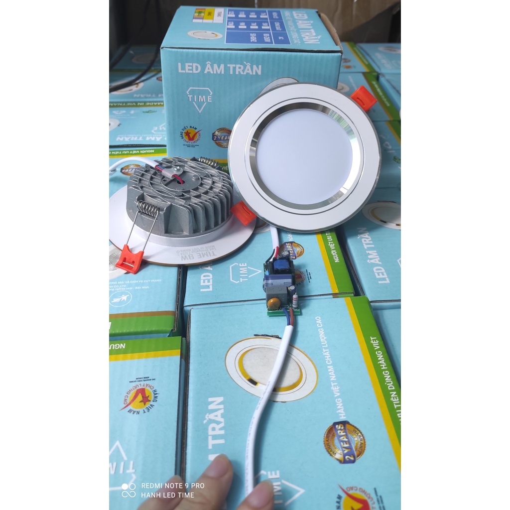 Đèn led âm trần đế nhôm đúc dầy 7w, 9w mặt 120 khoét lỗ phi 90 viền vàng, viền bạc loại bền và siêu sáng bảo hành 2 năm