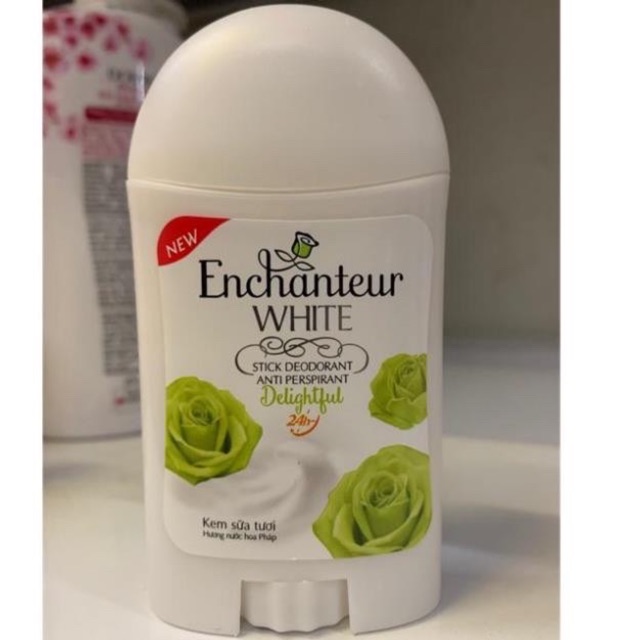 Sáp khử mùi Enchanteur chai 40g