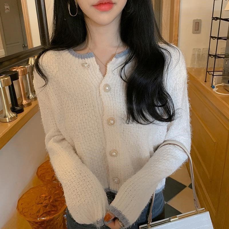Áo Khoác Cardigan Dáng Rộng Phối Nút Ngọc Trai Thời Trang