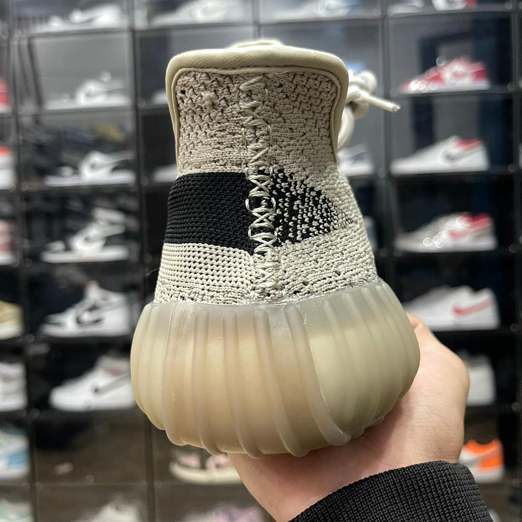 Giày Yz350 Slate, Yz 350 Kem Kẻ Đen Hàng Cao Cấp Đế Nén Hạt Chuẩn - Than.Shoes