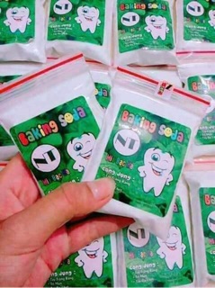 Bột soda tẩy  trắng răng