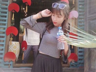 Áo Crotop Tay Loe Cuốn Viền
