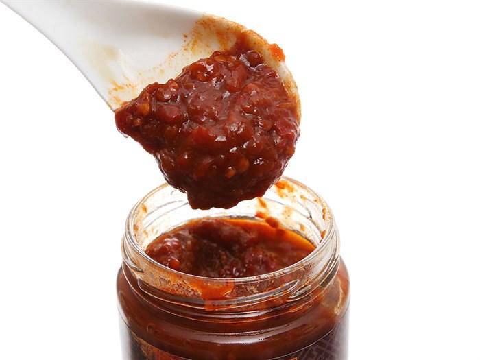 TƯƠNG HỘT ỚT LEEKUMKEE 226G - LEE KUM KEE TOBAN DJAN