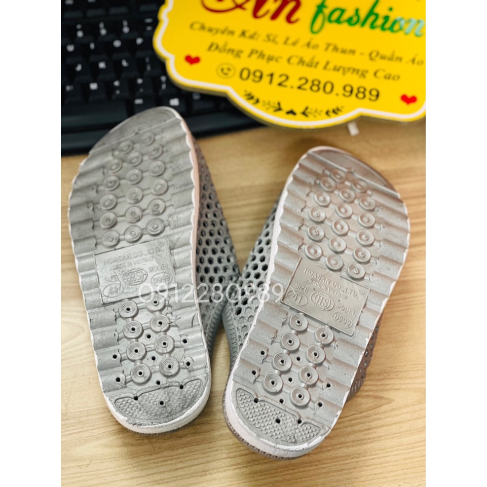 Dép Sục có lỗ thông thoáng bằng nhựa dẻo mềm đi êm chân _ Hình chụp thật