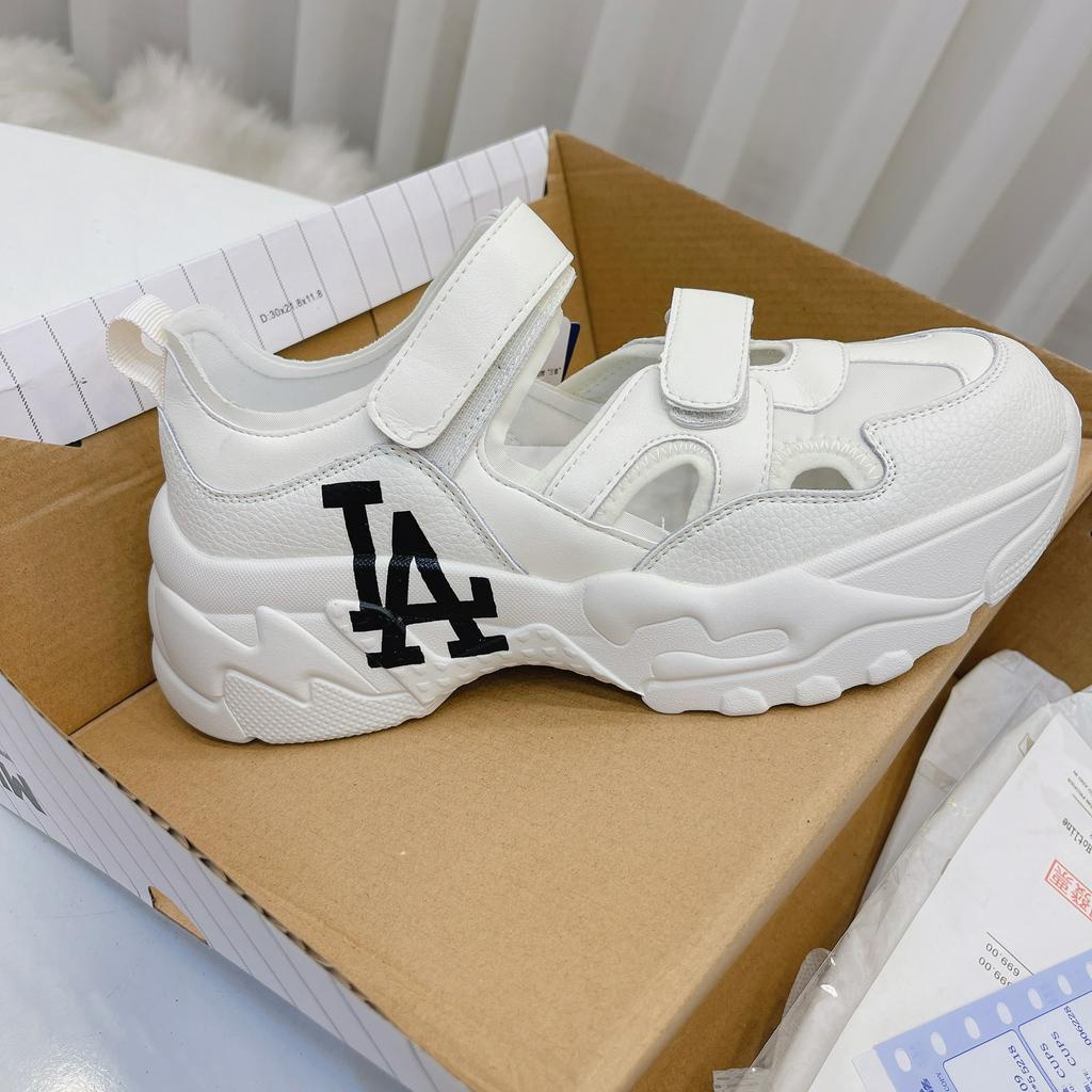 Giày sục thể thao chữ Ny La quai dán mẫu mới cực hot