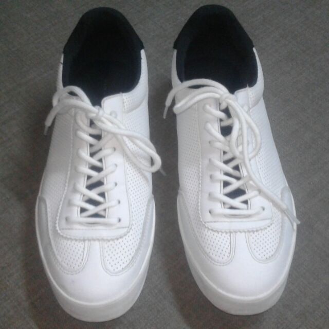Giày sneaker Zara nam chính hãng giá rẻ.