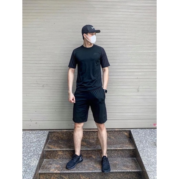 Bộ Thể Thao Nam Cổ Tròn