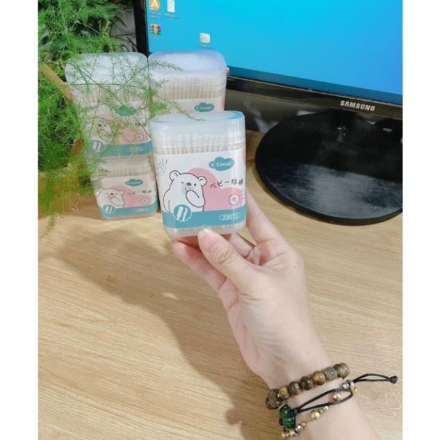 Tăm bông sơ sinh, bông ngoáy tai trẻ em Vcool kháng khuẩn . Hộp gấu xanh  xuất nhật