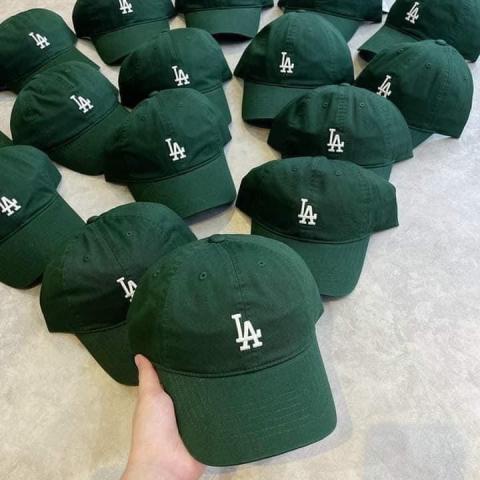 Nón lưỡi trai chính hãng