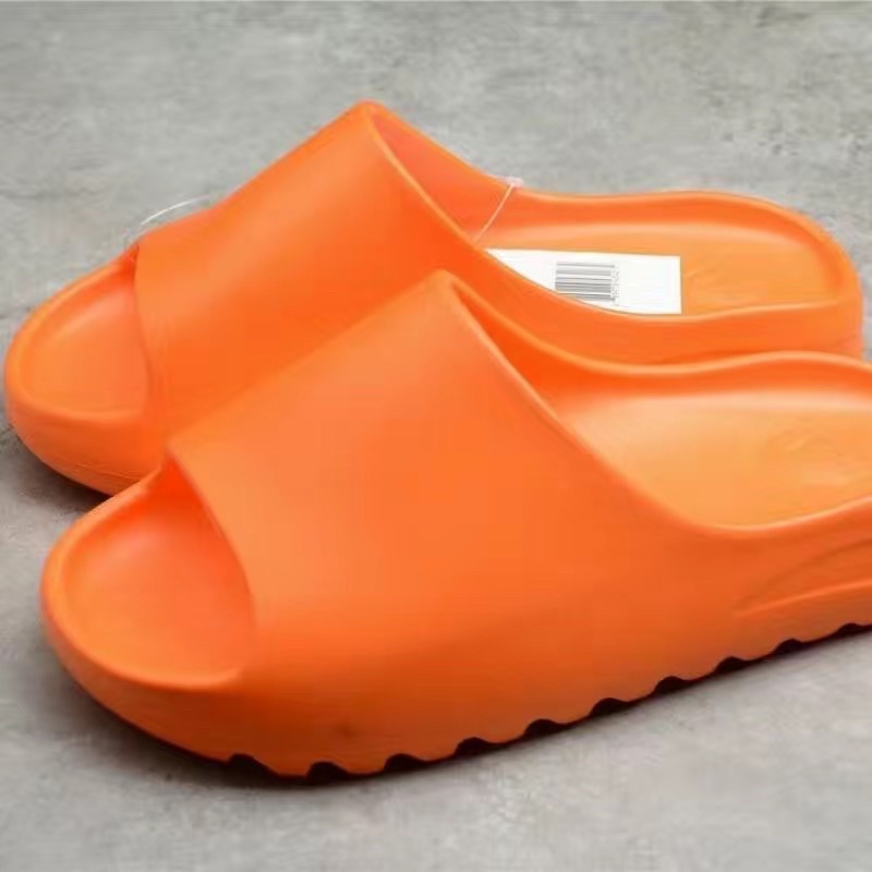 Dép Y:EE:ZY A:DI:DAS đủ box đủ tag 1 : 1