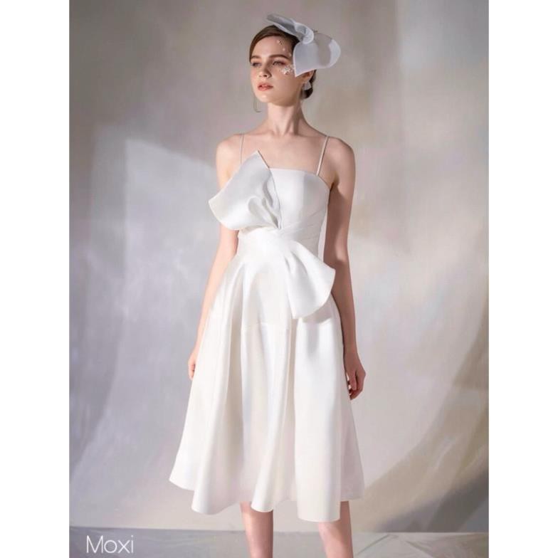 Đầm trắng hai dây xoè phi lụa sang trọng dự tiệc dạ hội - MN46 - Đầm Váy Mina  ྇