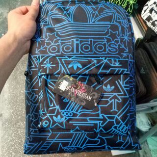 Balo adidas (ảnh Shop tự chụp)