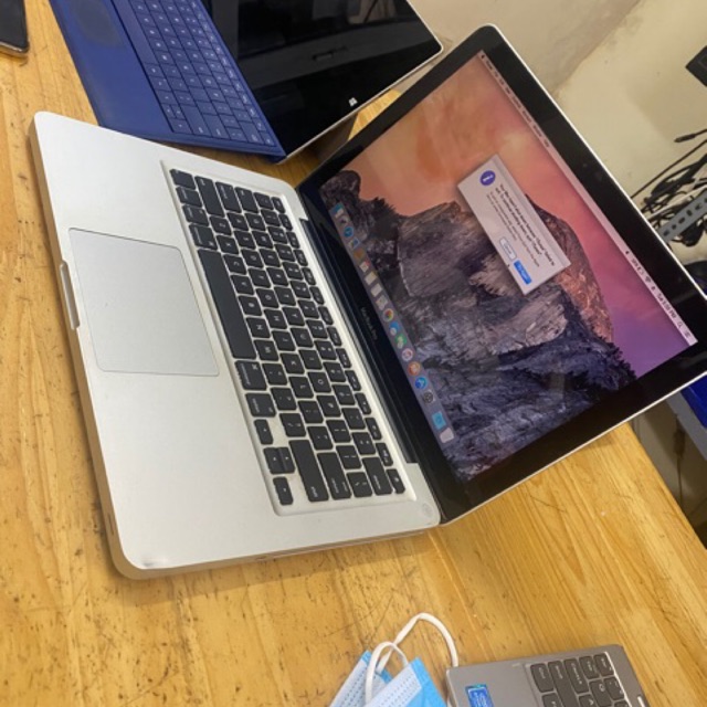 [Siêu đẹp + Siêu Sang] Macbook Pro Vỏ Nhôm mid 2010 8Gb Ram, SSD 128Gb , Logo+phím led Cực Đẹp Sang Chảnh