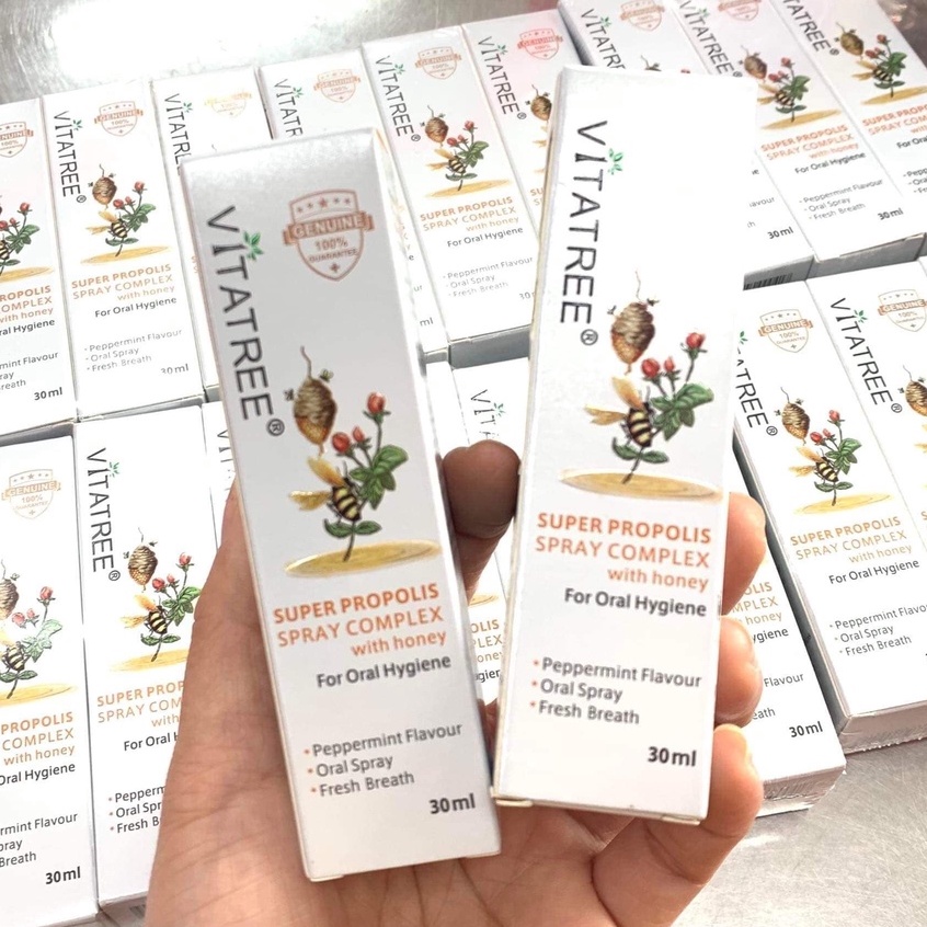 Mật Ong Manuka Úc Dạng Chai Xịt Keo Ong Vitatree 30ml Cho Bé và Gia Đình