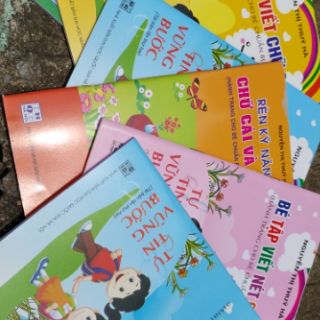 Vở tập viết Thúy Hà