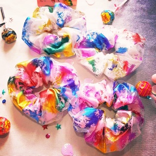 Scrunchies cột tóc loang màu