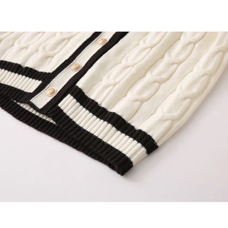 Cardigan viền khuy vàng (Trắng/Đen) | BigBuy360 - bigbuy360.vn