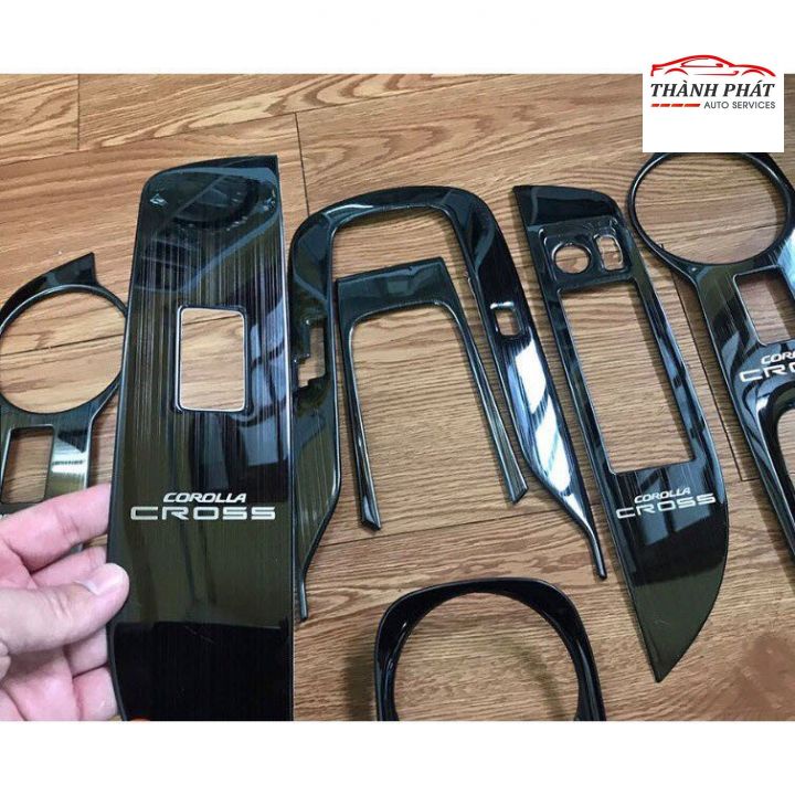 Toyota Cross, Ốp nội thất Titan Toyota Corolla Cross 2020 2021 Cao cấp full bộ 9 chi tiết
