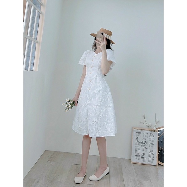 Đầm Váy Gấm Xốp Trắng Nút Ngọc Tay Phồng | Smide Clothing