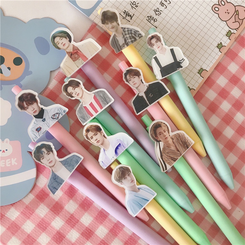 Bút bi Wang Yibo màu đen 0.5MM