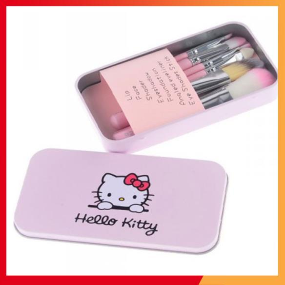 Bộ 7 cọ trang điểm Hello Kitty (hộp thiếc)