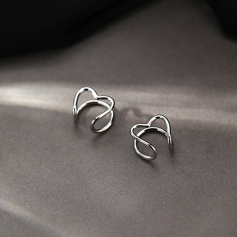 Bông tai dạng kẹp hình trái tim phong cách thời trang Hàn Quốc