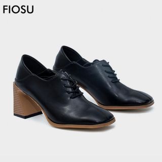 Giày cao gót mũi vuông to buộc dây F089043