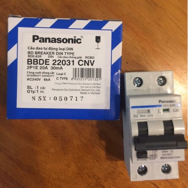 Aptomat chống giật Panasonic (CB chống giật) 2P 16, 20A panasonic