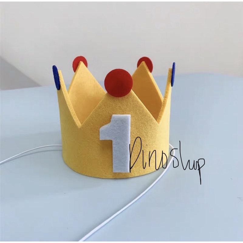 Mũ xốp vương niệm ( có làm theo số tuổi hoặc tên bé) có thể đội được cho người lớn và trẻ em