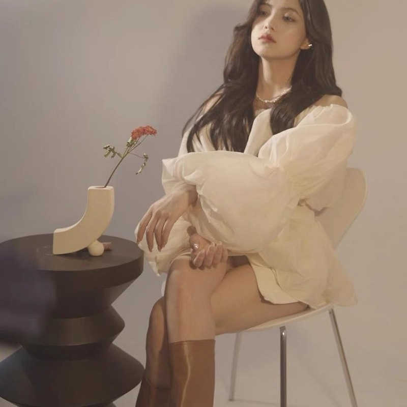 Áo Cổ Lọ Tay Phồng Mỏng Chống Nắng Phong Cách Pháp Thời Trang Xuân Hè Hàng Mới Cho Nữ