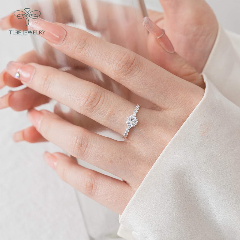 Nhẫn bạc nữ TLEE ổ 5li phối viền đá tròn nhỏ sang trọng NCJ A0194