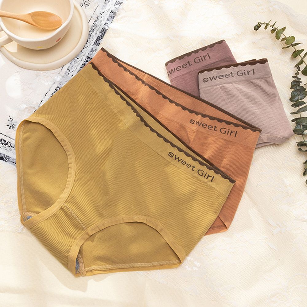 Quần lót cotton nylon lưng vừa không đường may in chữ đơn giản thoải mái nhiều màu cho nữ