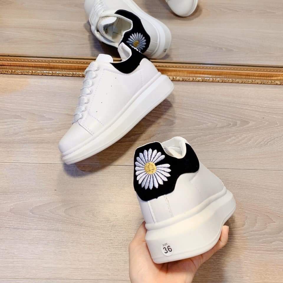 Giày thể thao nam nữ Mc hoa cúc hàng vnxk,giày snecker nam nữ full size 36-43 | BigBuy360 - bigbuy360.vn