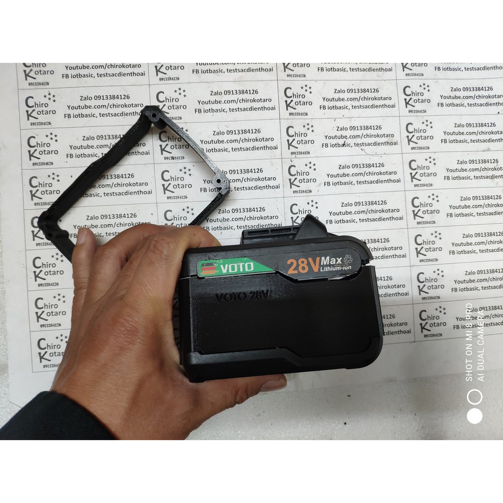[DIY] Miếng chèn nâng cao cho vỏ pin máy khoan tàu 21V nhãn VOTO 24V 26V 28V