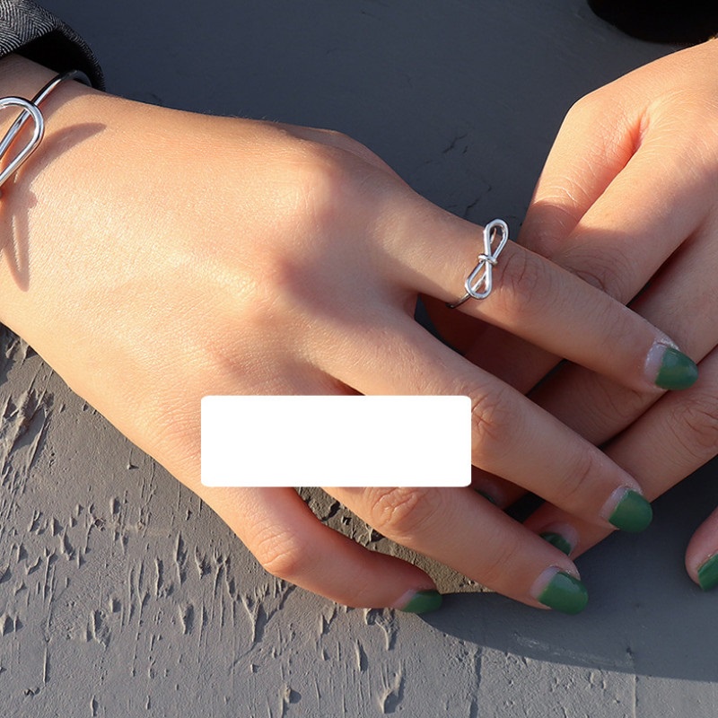 Vòng Tay Hoặc Nhẫn Nơ Titan Ko Han Rỉ TT 3839