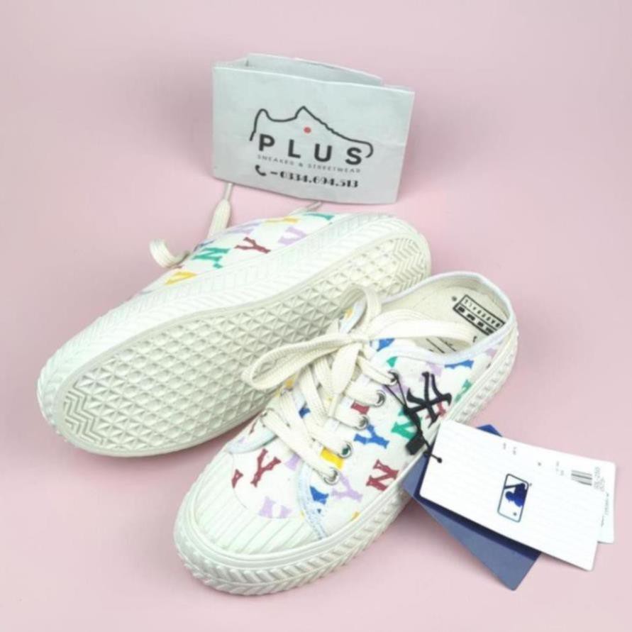 Giầy thể thao họa tiết nữ cao cấp. | BigBuy360 - bigbuy360.vn