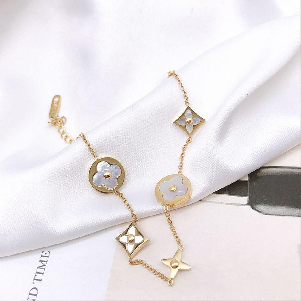 Mxgoods Vòng Tay Kim Loại Thép Titan Hình Cỏ Bốn Lá Retro Hàn Quốc Cá Tính Ngọt Ngào