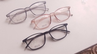 Kính Dẻo hàn mã 2135