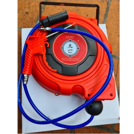 CUỘN DÂY HƠI TỰ RÚT TAYI PHI ỐNG 5* 8MM DÀI 9 MÉT