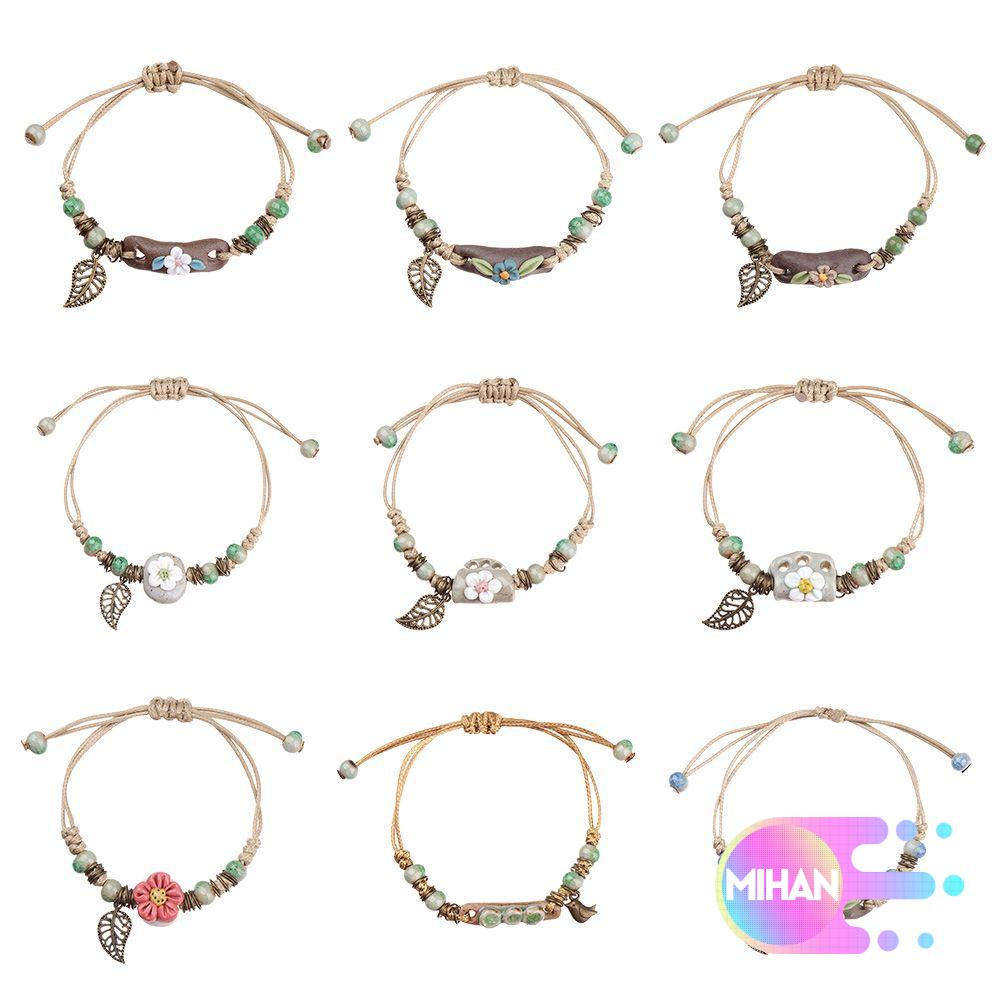 Vòng tay đính hạt dễ thương dành cho nữ