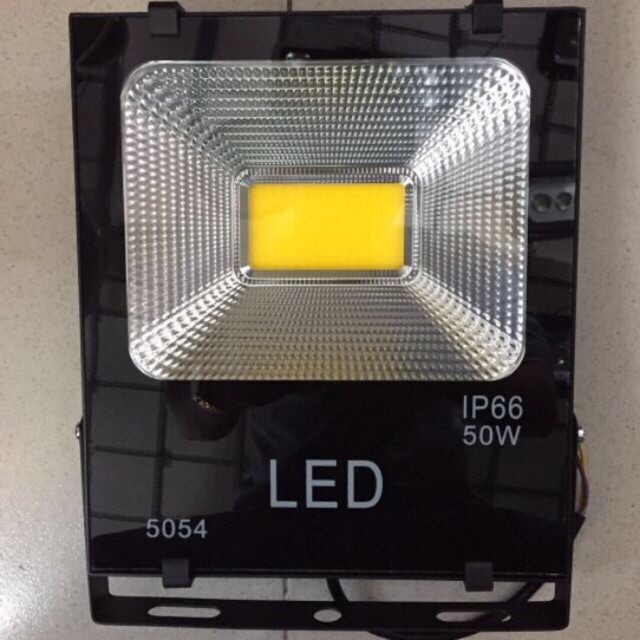 ĐÈN PHA LED 50W đủ công suất /210k